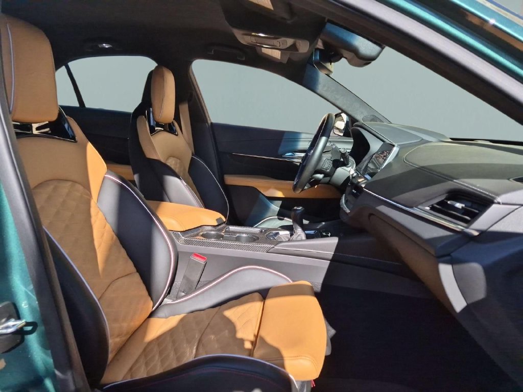 Certified 2025 Cadillac CT4 V Blackwing w/ Carbon Fiber 1 Package RWD image 26