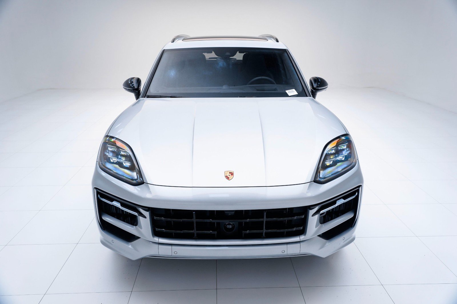 New 2026 Porsche Cayenne GTS image 2