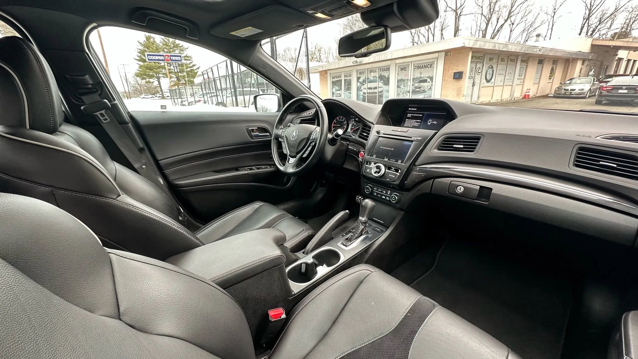 Used 2020 Acura ILX FWD image 29