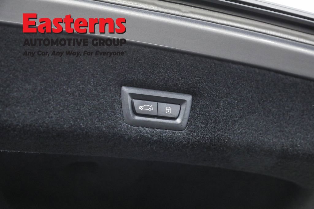 Used 2023 BMW 760i xDrive 760i xDrive w/ Executive Package image 25