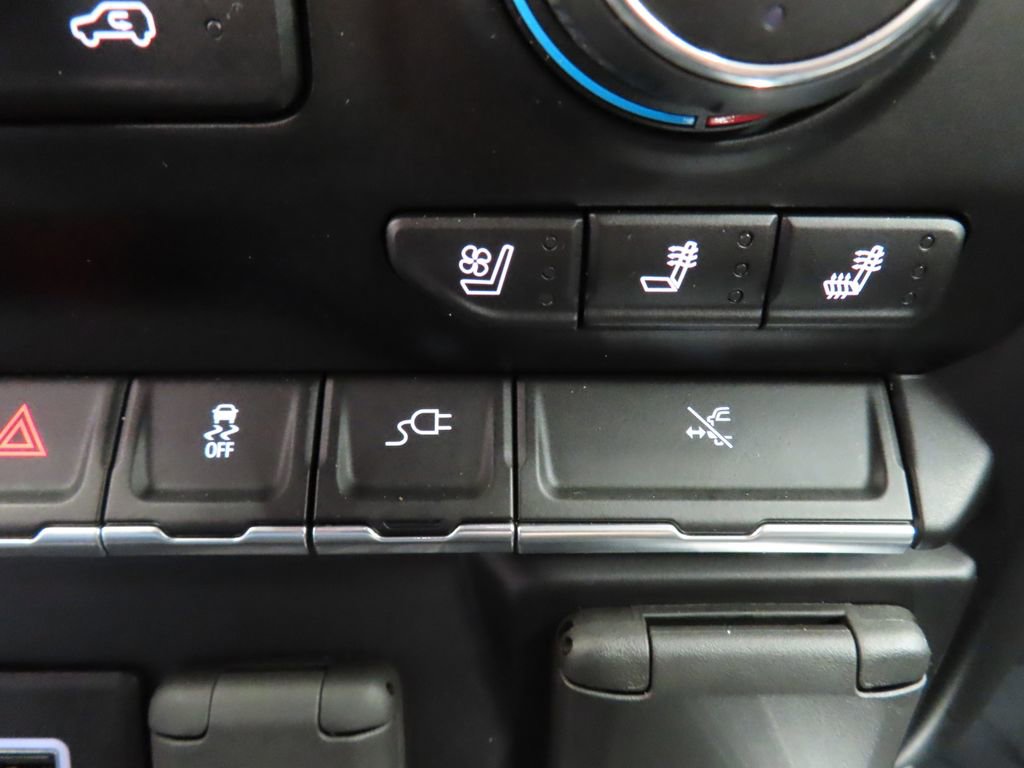 Used 2019 Chevrolet Silverado 1500 High Country w/ High Country Premium Package AWD/4WD image 68