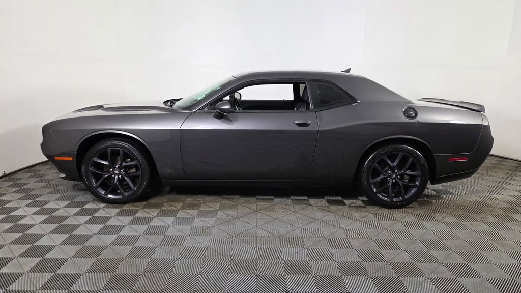 Used 2021 Dodge Challenger SXT w/ Blacktop Package RWD image 5