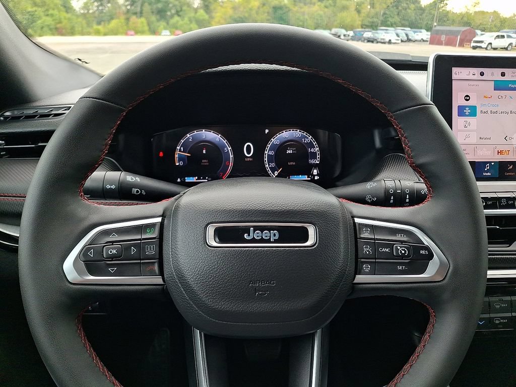Used 2024 Jeep Compass Trailhawk w/ Trailhawk Elite Group AWD/4WD image 18