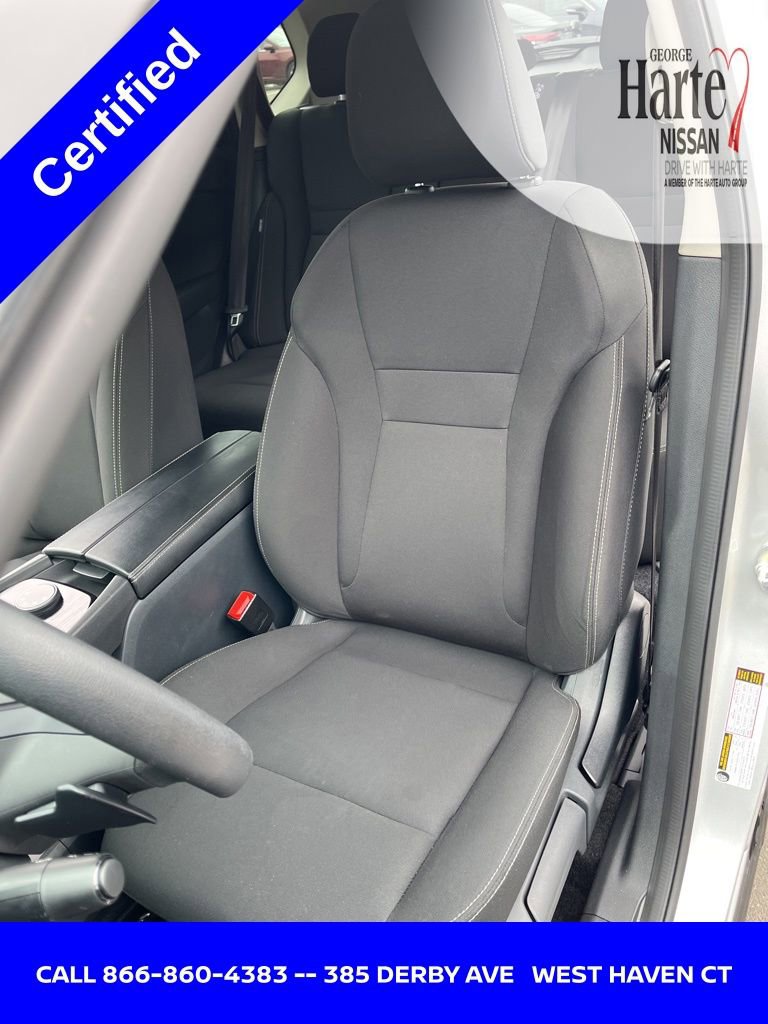 Certified 2025 Nissan Rogue S image 31