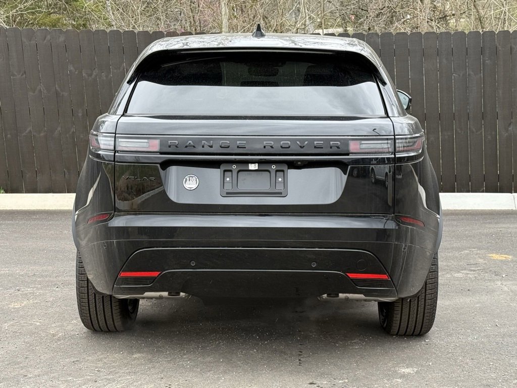 New 2025 Land Rover Range Rover Velar Dynamic SE image 4