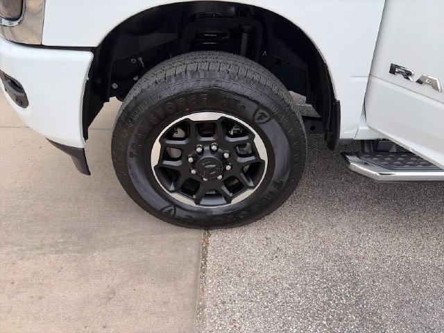 Used 2026 RAM 3500 Laramie AWD/4WD image 27