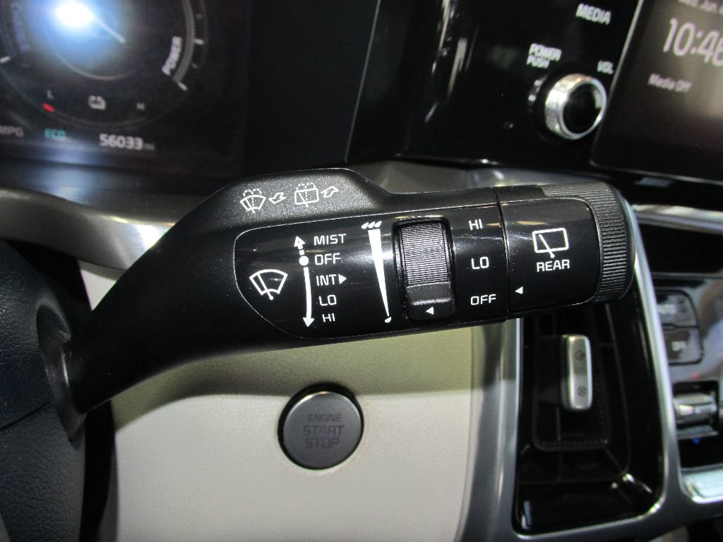 Used 2022 Kia Sorento SX Prestige w/ Panoramic Sunroof Package image 19