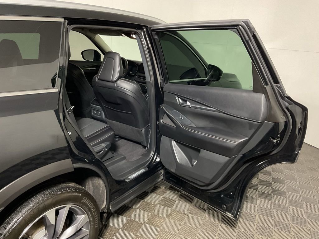 Used 2024 INFINITI QX60 Luxe image 32