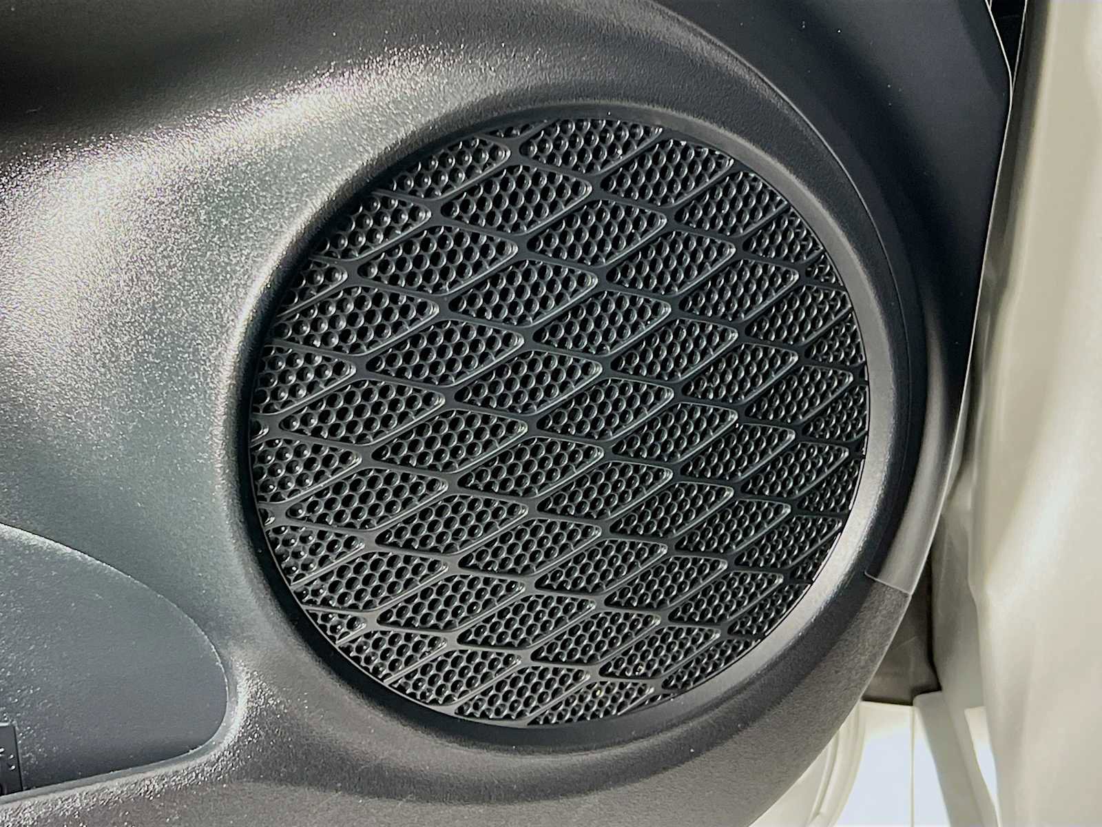 Used 2021 Toyota Prius Prime XLE image 19