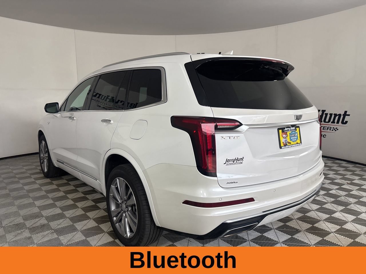 Used 2024 Cadillac XT6 Premium Luxury AWD/4WD image 8