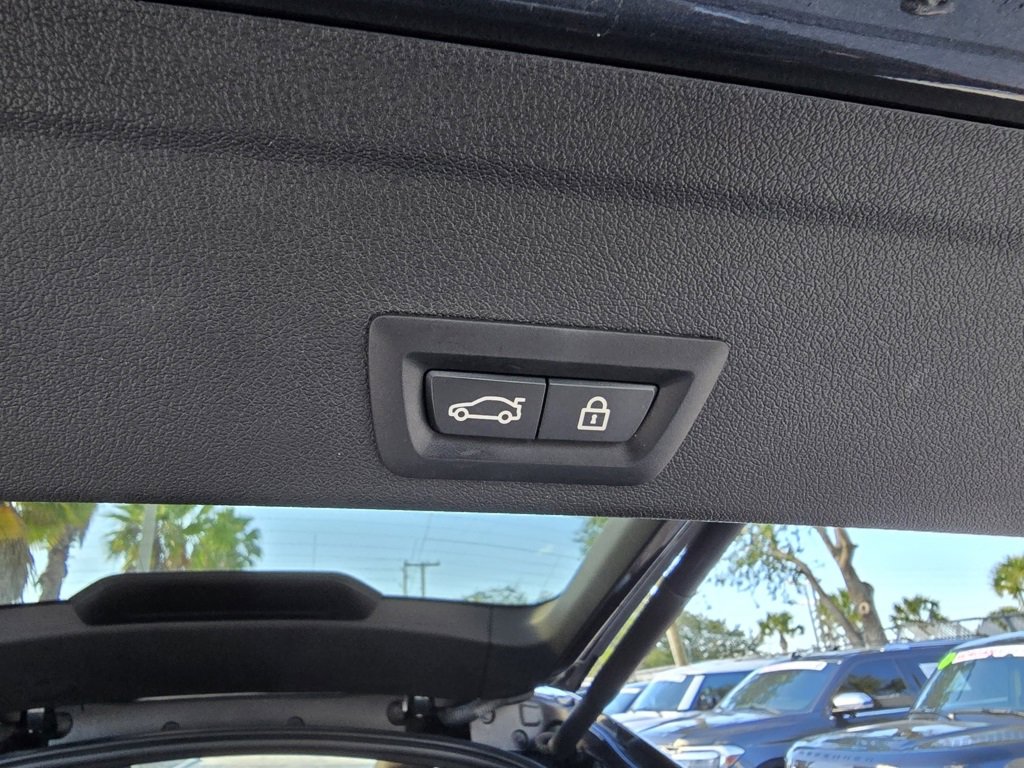 Used 2021 BMW X6 sDrive40i w/ Convenience Package image 43