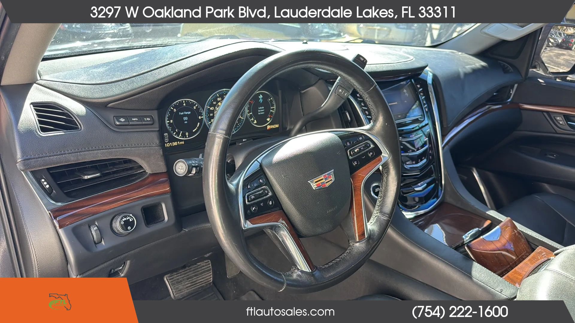 Used 2015 Cadillac Escalade Premium RWD image 24