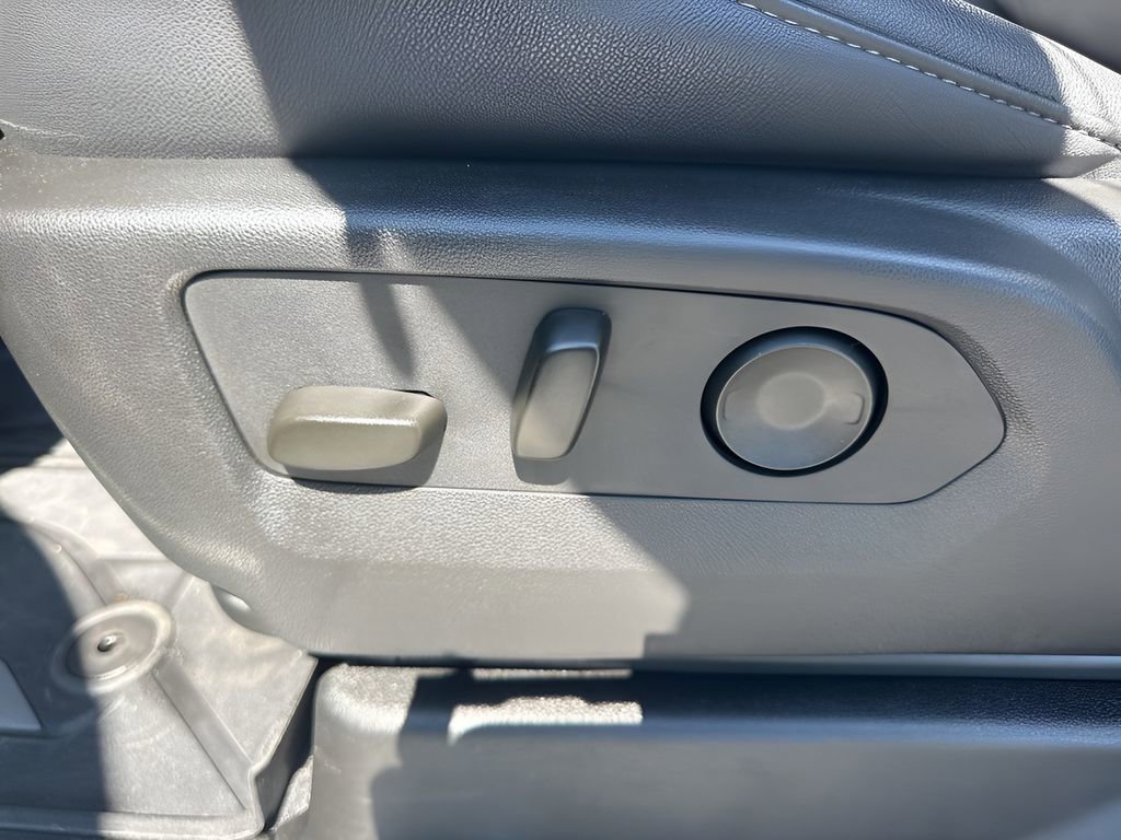 Used 2024 Chevrolet Tahoe Z71 image 10