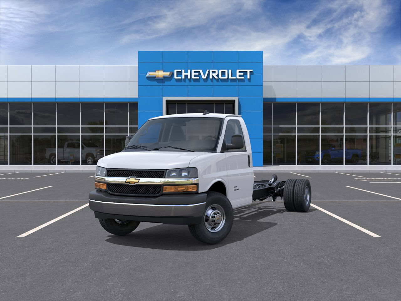 New 2025 Chevrolet Express 4500 Extended w/ Power Convenience Package RWD image 22