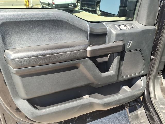 Used 2019 Ford F150 XLT w/ Equipment Group 302A Luxury AWD/4WD image 9