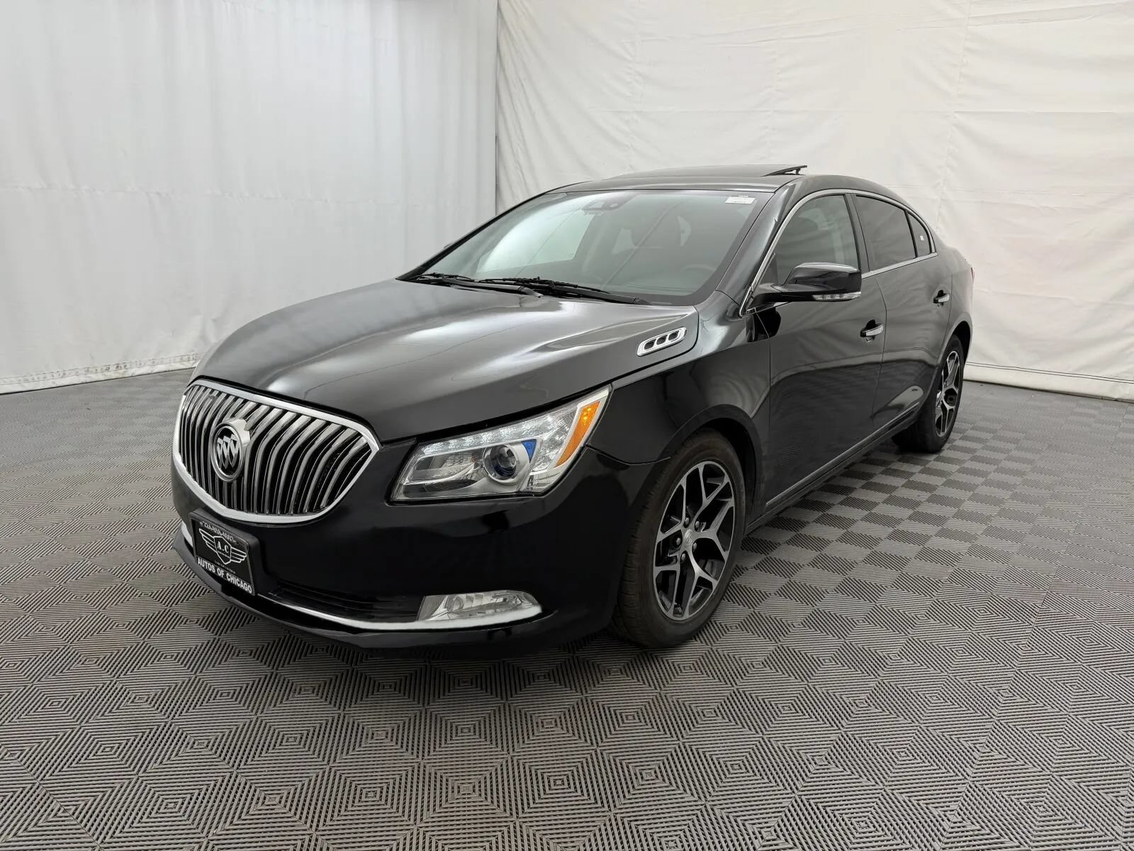 Used 2016 Buick LaCrosse Sport Touring w/ Experience Buick Package FWD image 2