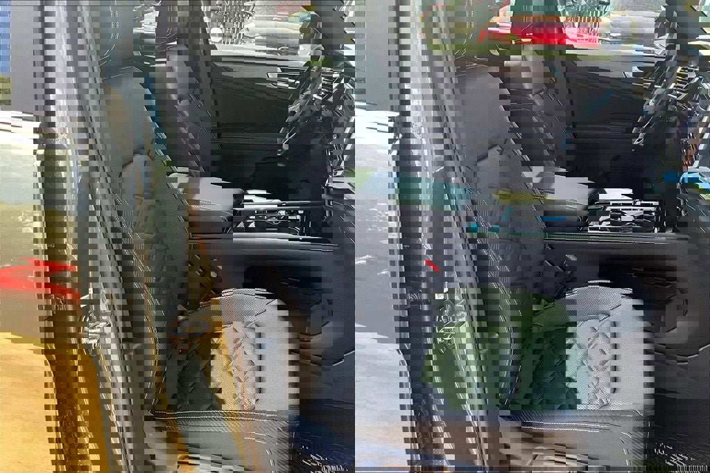 New 2026 Volkswagen Atlas Cross Sport SE image 6