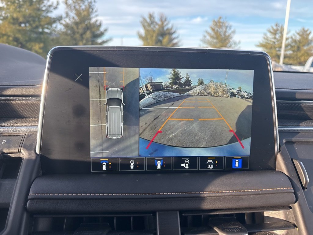 Used 2023 GMC Yukon AT4 w/ AT4 Premium Plus Package image 23