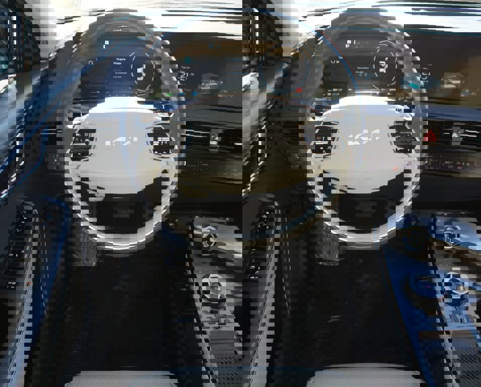 Used 2022 Kia EV6 Wind image 5