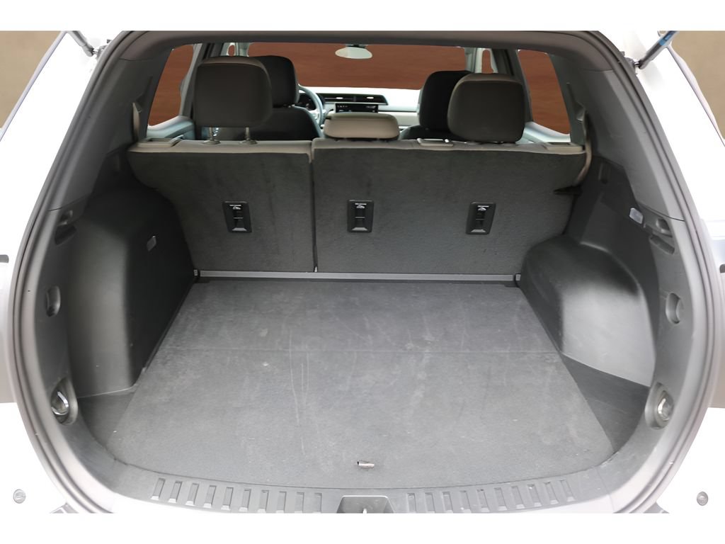 Used 2026 GMC Terrain Elevation FWD image 17