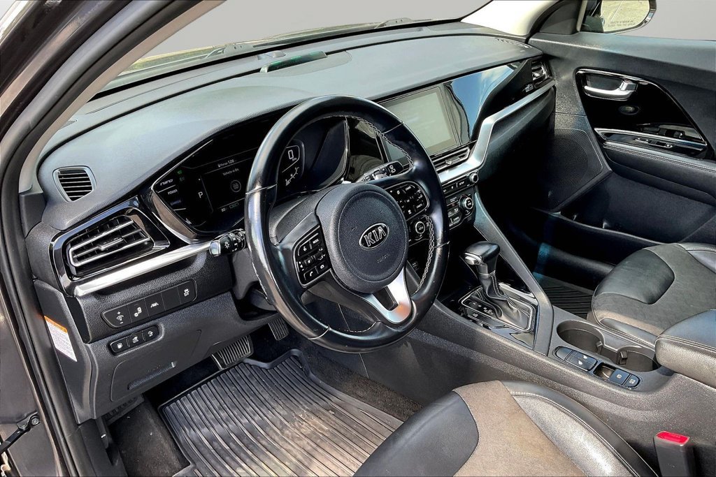 Used 2020 Kia Niro EX FWD image 17