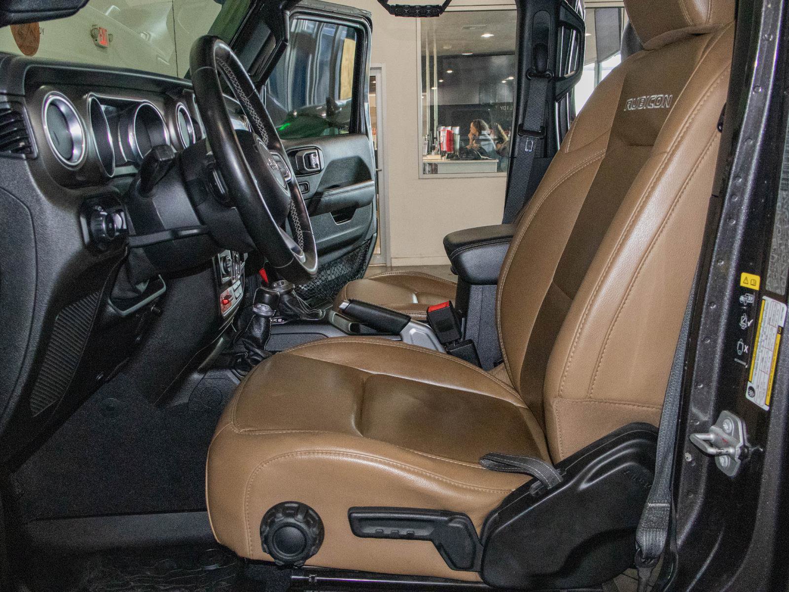 Used 2020 Jeep Wrangler Unlimited Rubicon AWD/4WD image 8