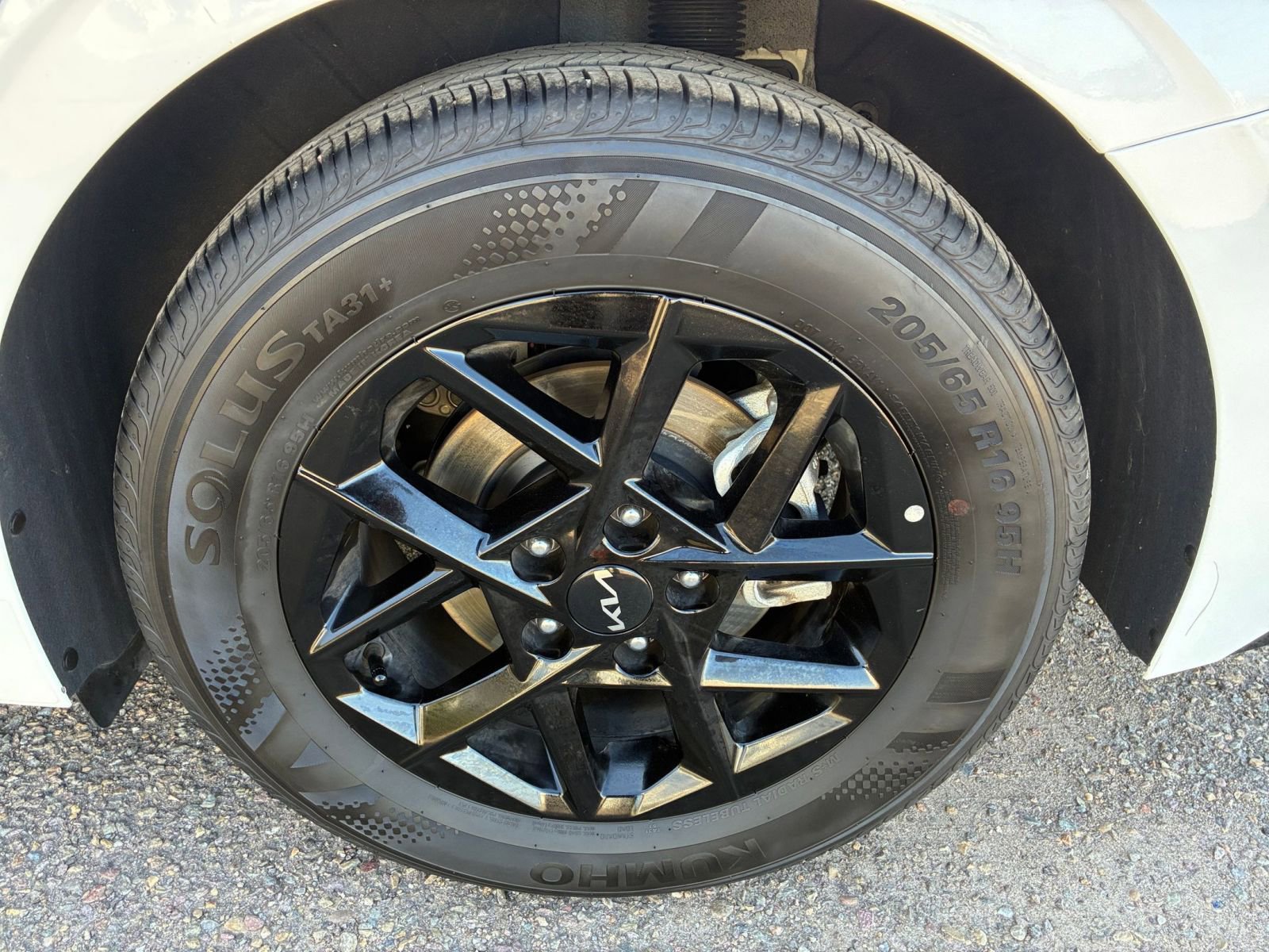 Used 2025 Kia K5 LXS image 29