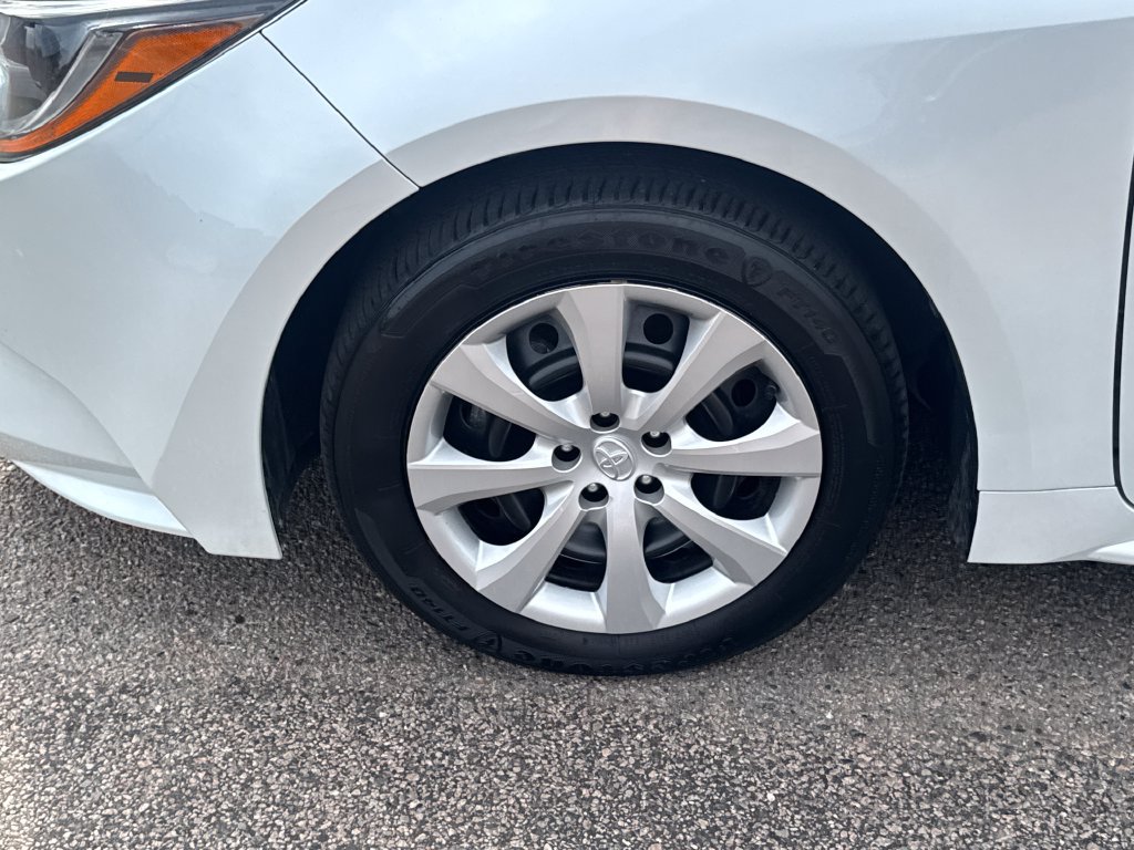 Used 2024 Toyota Corolla LE FWD image 41