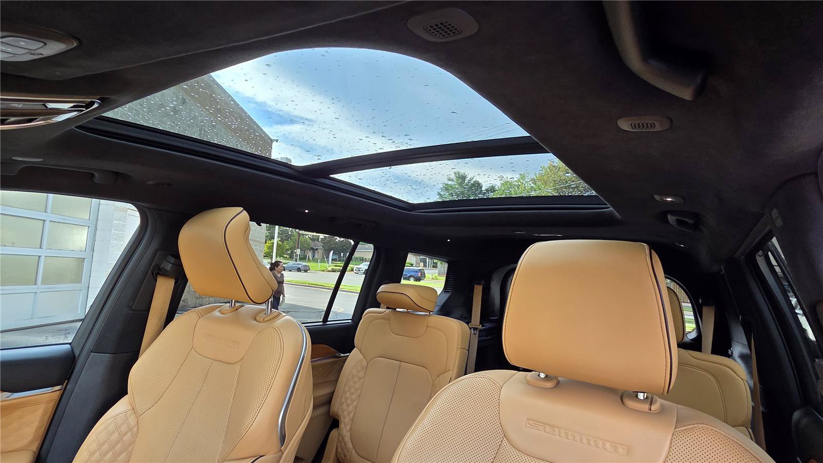 Used 2022 Jeep Grand Cherokee L Summit AWD/4WD image 26