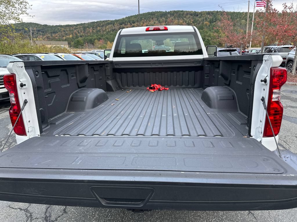 Used 2025 Chevrolet Silverado 3500 W/T w/ Snow Plow Prep/Camper Package AWD/4WD image 17