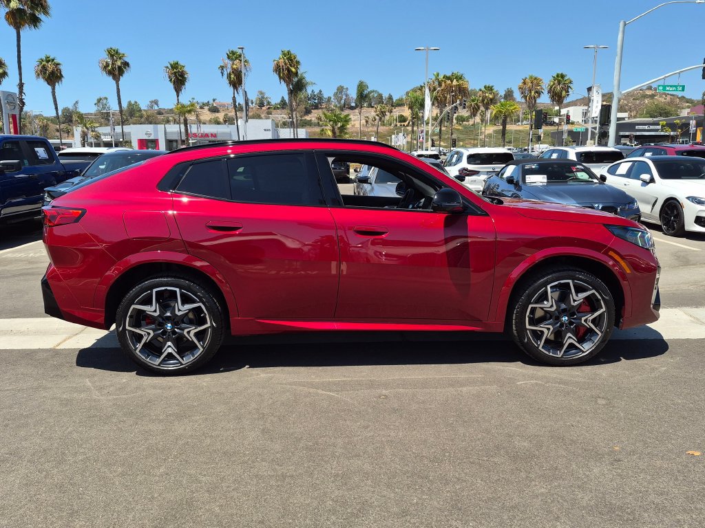 New 2026 BMW X2 xDrive28i w/ Technology Package AWD/4WD image 3