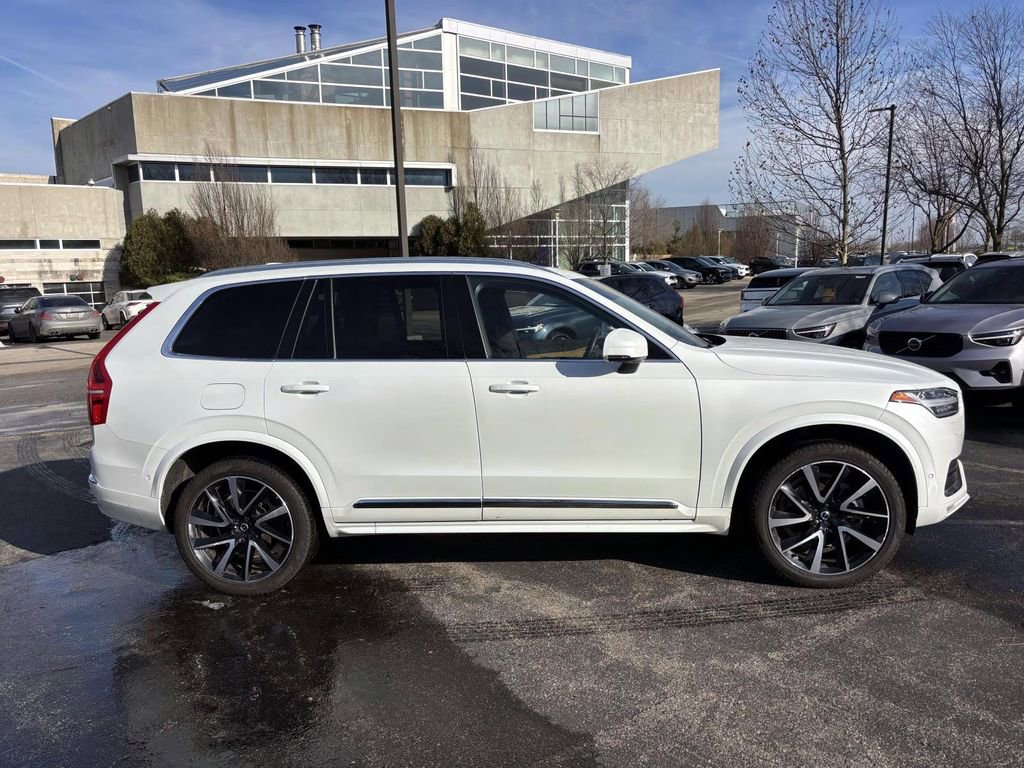 Used 2024 Volvo XC90 B6 Plus image 8