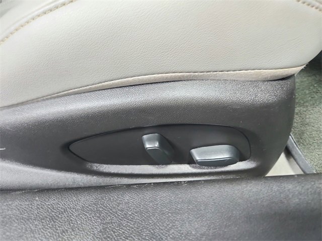 Used 2018 Chevrolet Camaro SS image 40