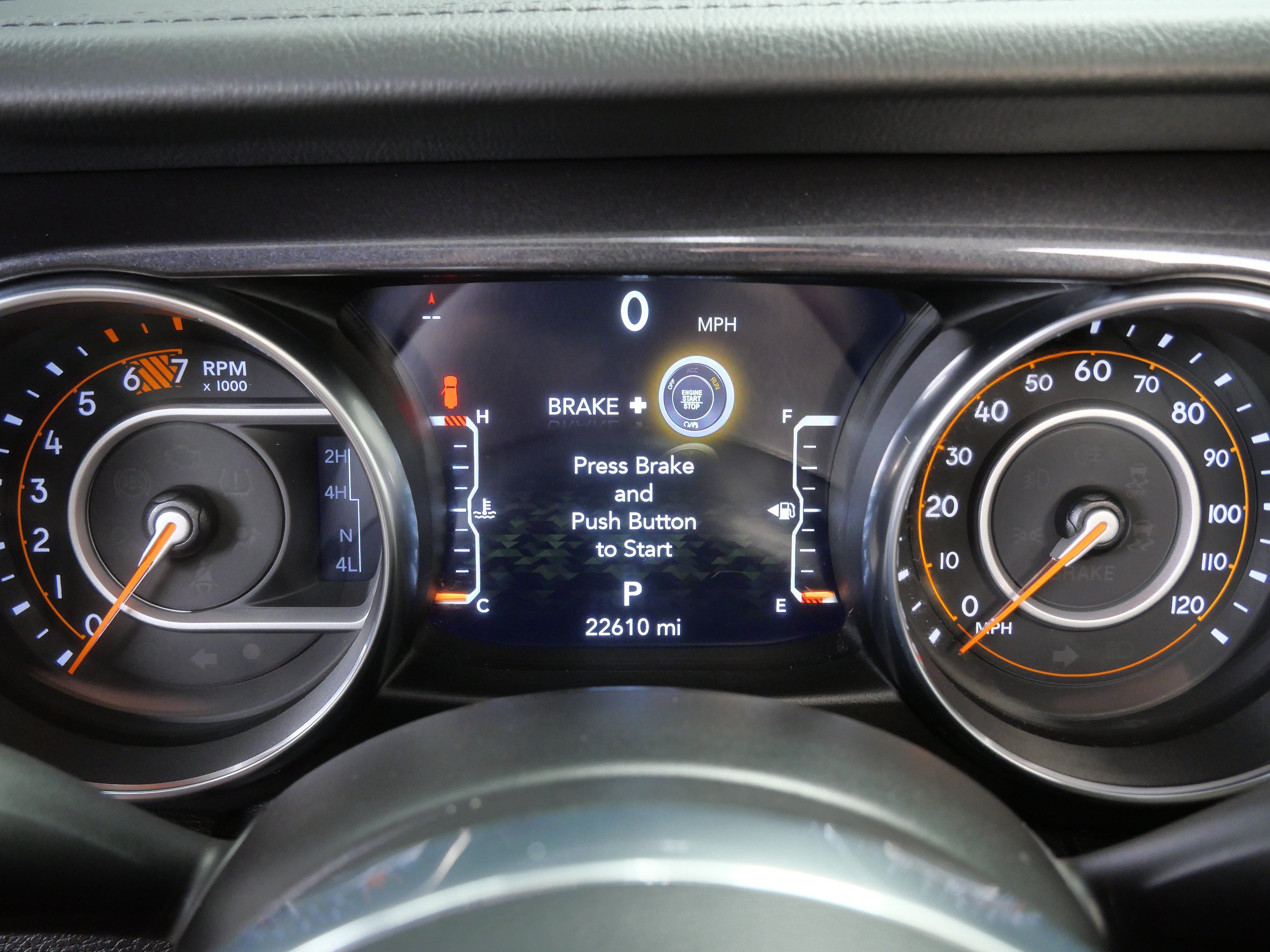 Used 2023 Jeep Wrangler Unlimited Sahara AWD/4WD image 19