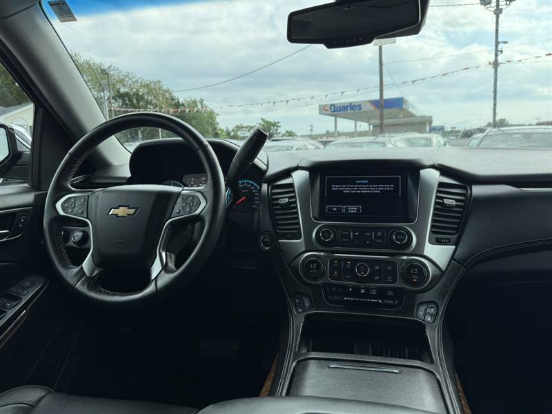 Used 2017 Chevrolet Suburban Premier AWD/4WD image 18