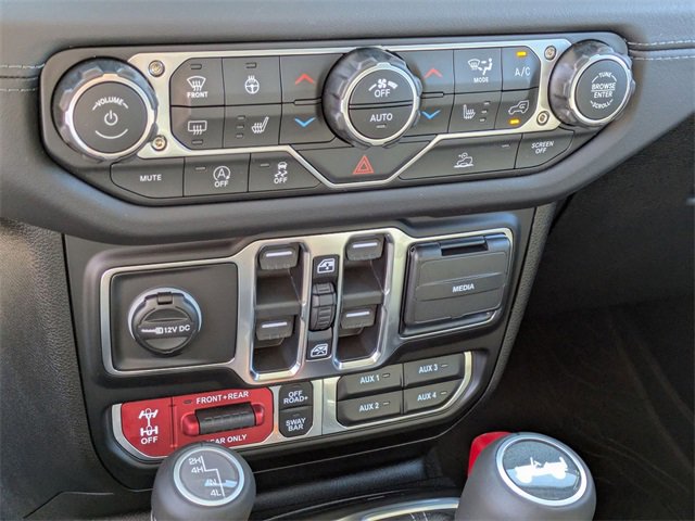 New 2026 Jeep Wrangler Unlimited Rubicon w/ Xtreme 35 Tire Package image 21