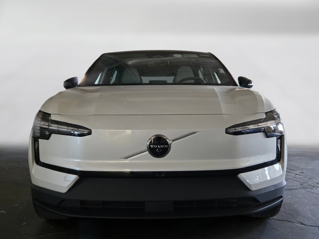 New 2026 Volvo EX30 Ultra w/ Protection Package AWD/4WD image 8