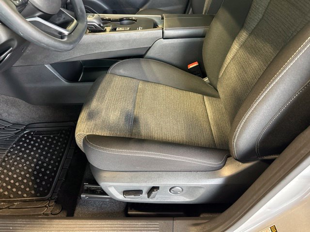 Used 2022 Nissan Rogue SV FWD image 42