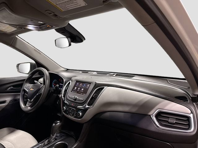 Used 2021 Chevrolet Equinox LS w/ LS Convenience Package AWD/4WD image 29