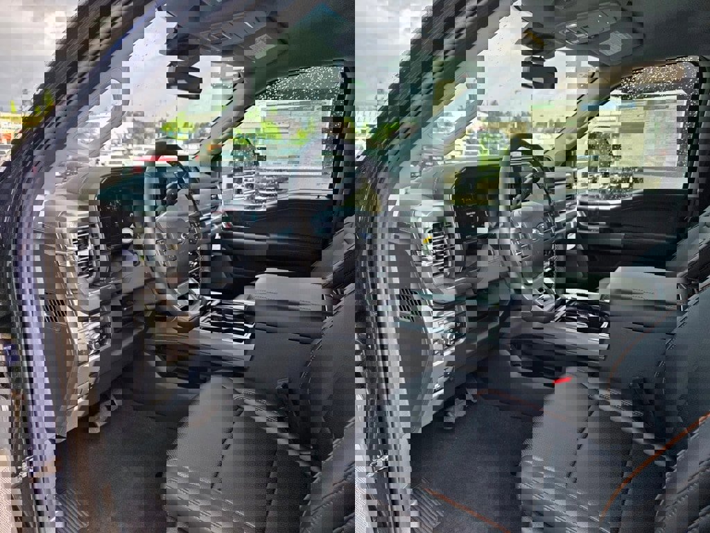 New 2025 Ford F350 Lariat w/ FX4 Off-Road Package image 10