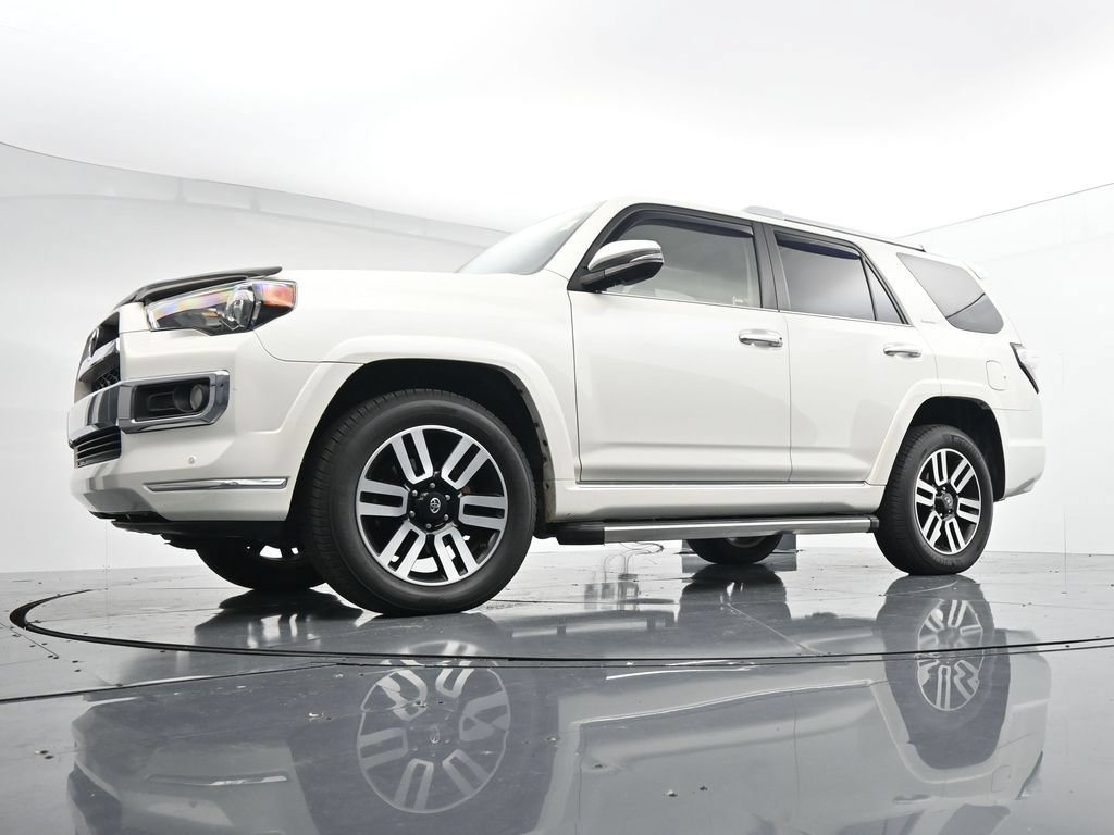 Used 2017 Toyota 4Runner Limited AWD/4WD image 20