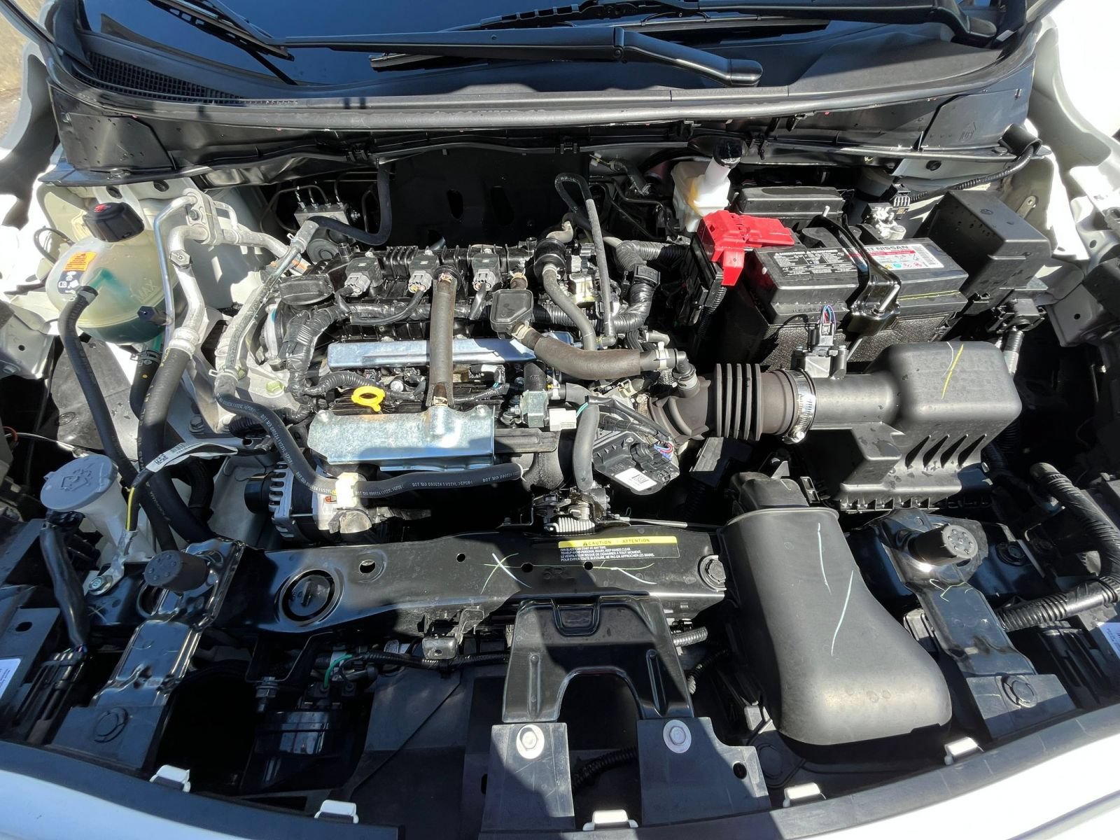 Used 2025 Nissan Versa SV FWD image 27