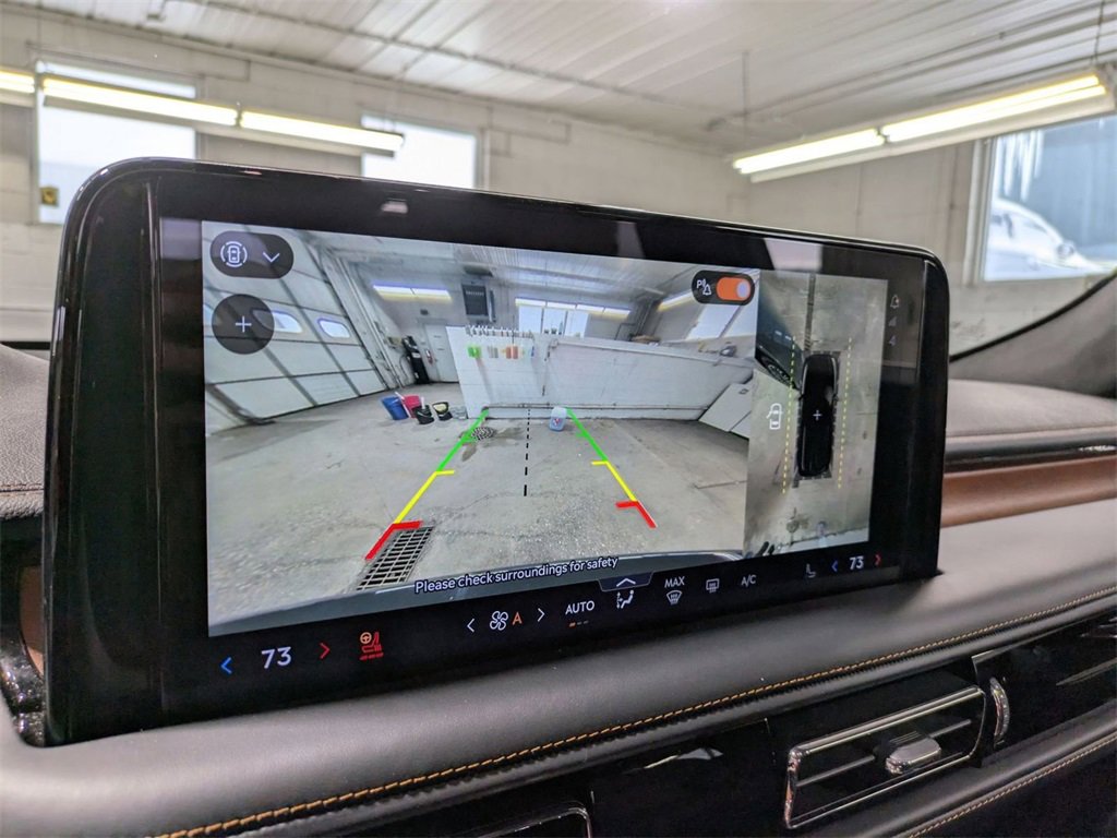 Certified 2025 Lincoln Aviator Black Label image 25