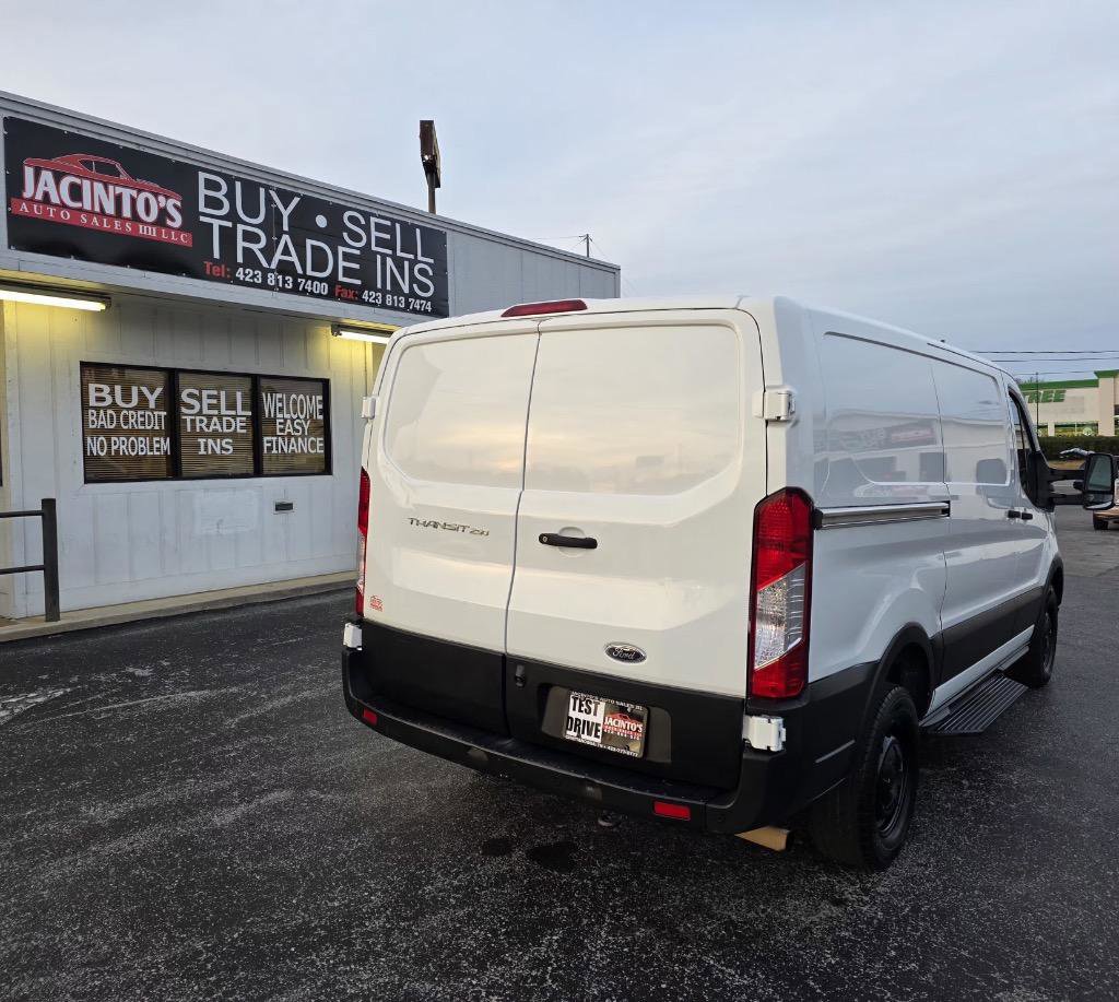 Used 2020 Ford Transit 250 Low Roof image 3