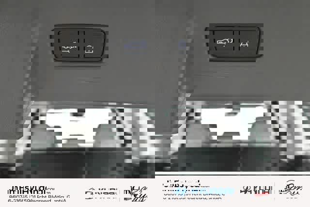 New 2025 Hyundai Santa Fe SE image 22