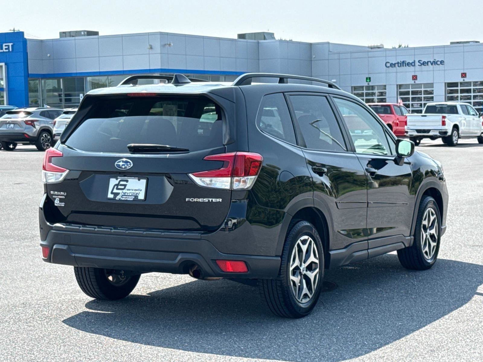 Used 2020 Subaru Forester Premium image 24