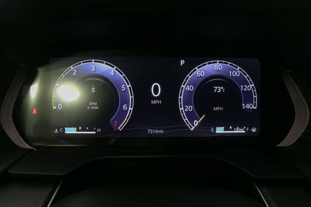 Used 2025 Jeep Grand Cherokee Laredo X w/ Luxury Tech Group I AWD/4WD image 35