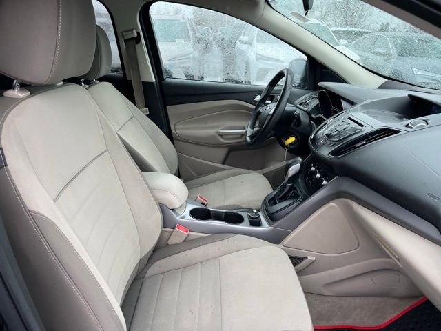 Used 2015 Ford Escape SE image 12