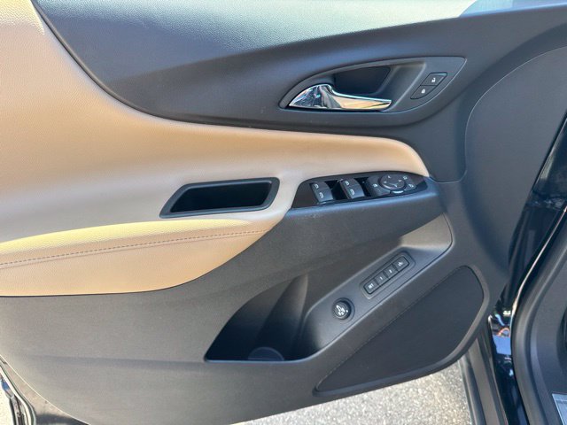 Used 2024 Chevrolet Equinox Premier AWD/4WD image 7