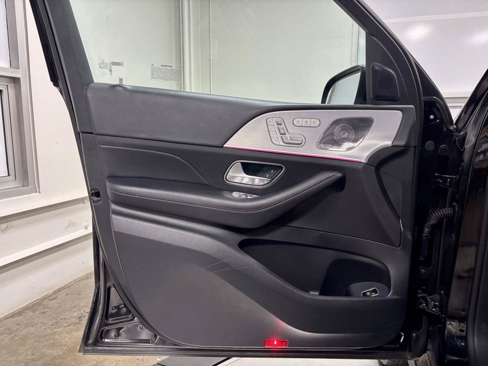 Used 2025 Mercedes-Benz GLE 350 4MATIC image 13